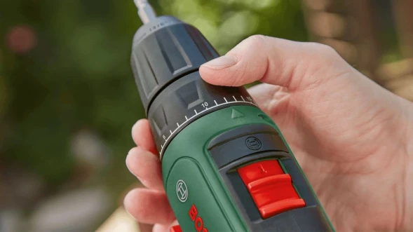 Дрель-шуруповерт Bosch EasyDrill 1200 аккум. патрон:быстрозажимной (кейс в комплекте) (06039D3007)