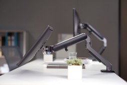 Кронштейн для мониторов Ultramounts UM734BL серый/черный 17&amp;quot;-27&amp;quot; макс.7кг крепление к столешнице поворот и наклон