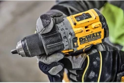 Дрель-шуруповерт DeWalt DCD805NT-XJ аккум. патрон:быстрозажимной (кейс в комплекте)