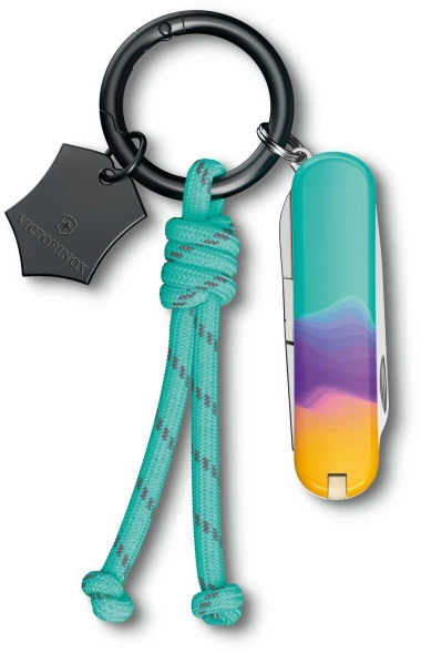 Нож перочинный Victorinox Classic SD Sydney Style (0.6223.E222) 58мм 7функц. ассорти подар.коробка в комплекте: шнурок