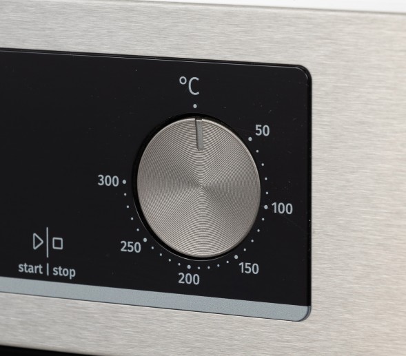 Духовой шкаф Электрический Gorenje BO6735E05X нержавеющая сталь/черный