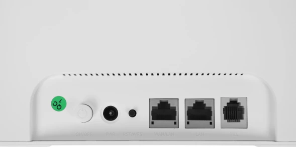 Роутер беспроводной Tenda 4G06 N300 10/100BASE-TX/3G/4G cat.4 белый