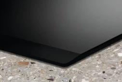 Индукционная варочная поверхность Electrolux EIS77453 черный