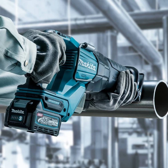 Сабельная пила Makita JR001GZ аккум. 3000ход/мин