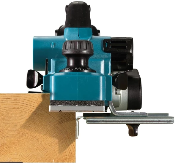 Рубанок Makita DKP181RT 82мм 12000об/мин