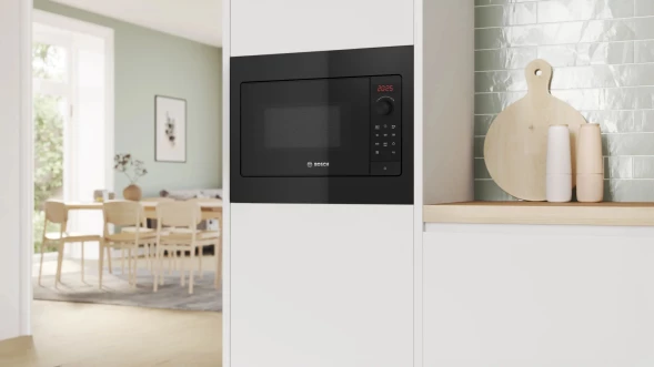 Микроволновая печь Bosch BFL523MB4 20л. 800Вт черный (встраиваемая)