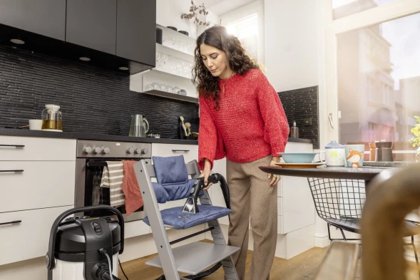 Пылесос моющий Karcher SE 4 Plus 1000Вт белый/черный