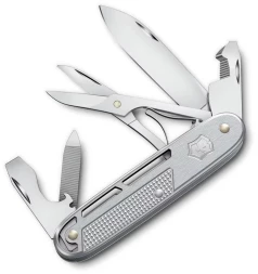 Нож перочинный Victorinox Synergy X Alox (0.8226.26) 93мм 10функц. серебристый карт.коробка