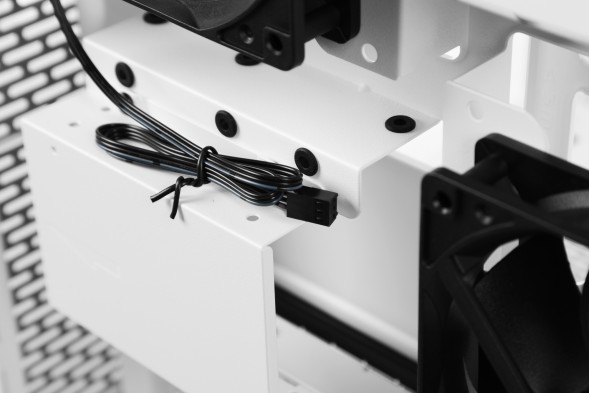 Корпус Thermaltake The Tower 500 белый без БП E-ATX 9x120mm 3x140mm 4xUSB3.0 audio bott PSU