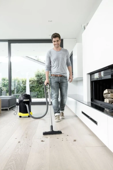 Строительный пылесос Karcher AD 4 Premium 600Вт (уборка: сухая) черный