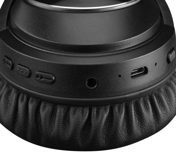 Гарнитура накладные Digma BT-20 ANC черный беспроводные bluetooth оголовье (BT20)