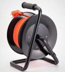 Удлинитель силовой Starwind ST-PSR4.40/G-20 3x2.5кв.мм 4розет. 40м ПВС 20A катушка оранжевый