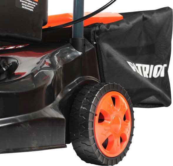 Газонокосилка роторная Patriot PT 40 (512109401) 2570Вт