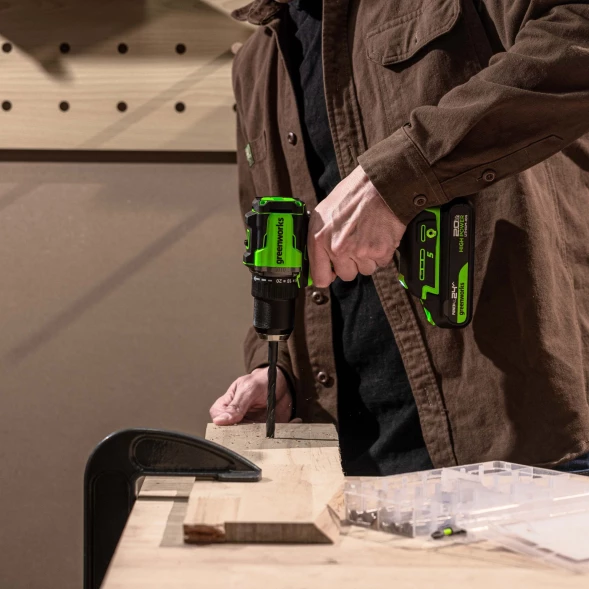Дрель-шуруповерт Greenworks DD560 аккум. патрон:быстрозажимной (3708407CUA)