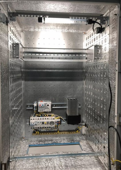 Шкаф коммутационный ЦМО (ШТВ-Н-18.6.5-4ААА-Т2) настенный 18U 600x500мм пер.дв.стал.лист несъемн.бок.пан. 150кг серый 68кг 120град. 900мм IP65 мрамор уличный всепогодный с нагревателем с силовыми розетками укомплектованный