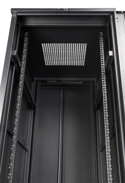 Шкаф коммутационный Lanmaster (TWT-CBB-42U-6X10-G1) напольный 42U 600x1000мм пер.дв.стекл задн.дв.спл.стал.лист 2-хст. 2 бок.пан. 800кг черный IP20