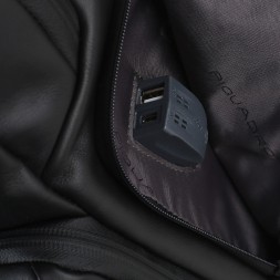 Рюкзак Piquadro Urban CA4550UB00BM/N черный натур.кожа