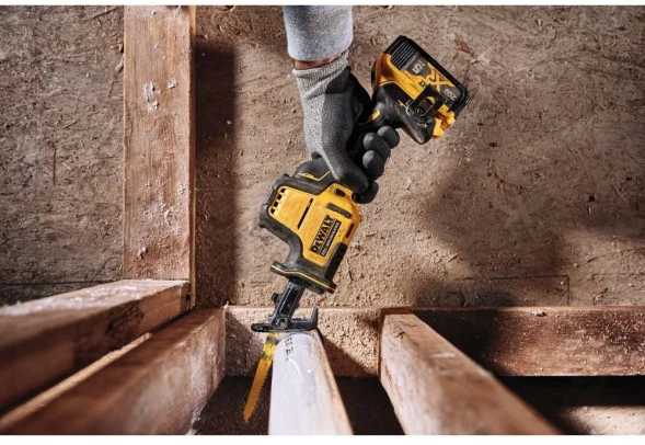 Сабельная пила DeWalt DCS369N аккум. 2800ход/мин (DCS369N-XJ)