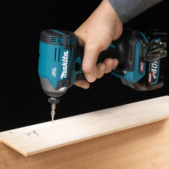 Шуруповерт Makita TD003GA201 аккум. патрон:шестигр.1/4&amp;quot; (кейс в комплекте)