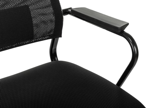 Кресло руководителя Бюрократ CH Balance черный Elastic-102 TW-11 сетка/ткань крестов. металл черный