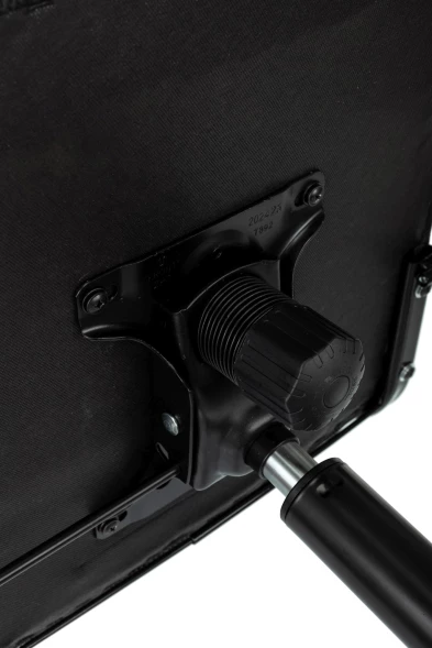 Кресло руководителя Бюрократ CH Balance черный Elastic-102 TW-11 сетка/ткань крестов. металл черный