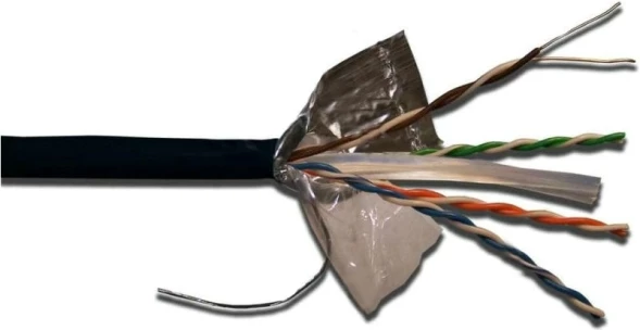 Кабель информационный Lanmaster LAN-6EFTP-OUT кат.6 FTP 4 пары 23AWG PE внешний 305м черный