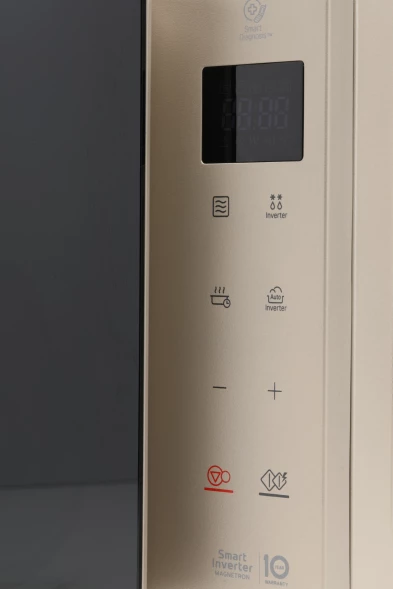 Микроволновая Печь LG MW25R35GISH 25л. 1000Вт бежевый/черный