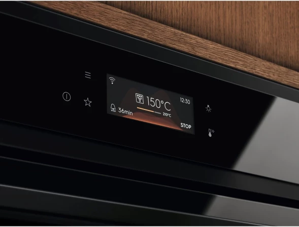 Духовой шкаф Электрический Electrolux EOE8P39H черный