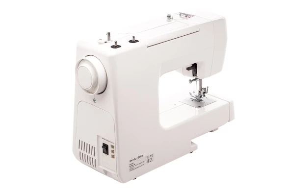 Швейная машина Comfort 24 белый
