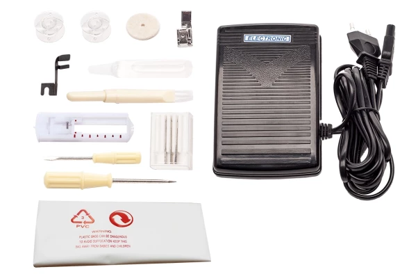 Швейная машина Comfort 24 белый