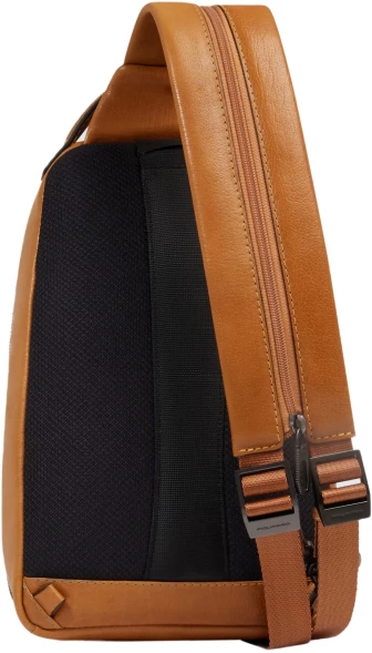 Рюкзак слинг мужской Piquadro Solm CA7028S141/BE песочный натур.кожа