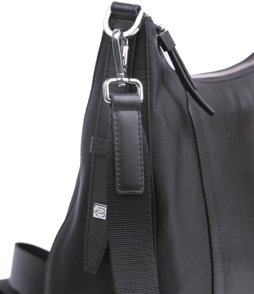 Сумка седло женская Piquadro Lyra BD6658W92T/N 10.9&amp;quot; черная ткань/натур.кожа