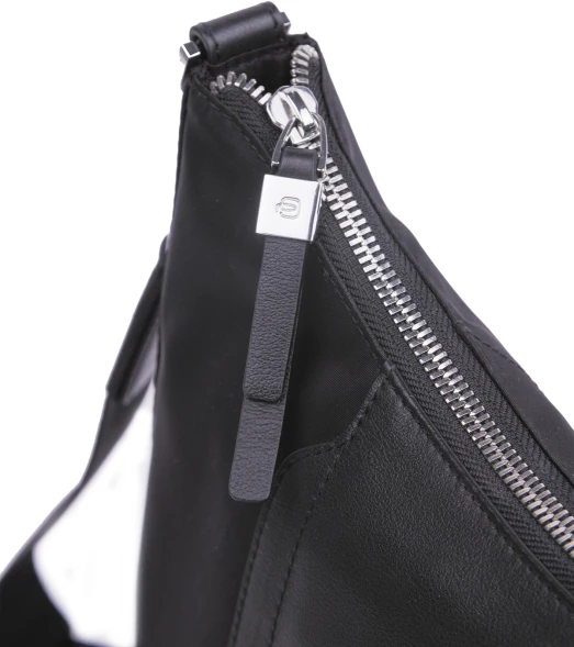 Сумка седло женская Piquadro Lyra BD6658W92T/N 10.9&amp;quot; черная ткань/натур.кожа