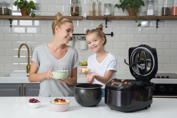 Мультиварка Tefal RK901832 5л 750Вт черный