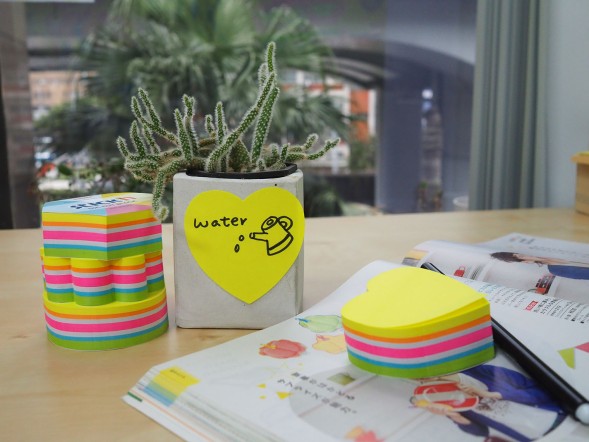 Блок самоклеящийся бумажный Stick`n 21826 61x70мм 250лист. пастель ассорти &amp;quot;гексагон&amp;quot;