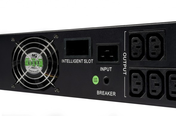 Источник бесперебойного питания Systeme Electriс SMT SMTSE2000RMI2U 1320Вт 2000ВА черный