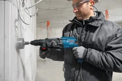 Перфоратор Bosch GBH 2-28 DV патрон:SDS-plus уд.:3.2Дж 850Вт (кейс в комплекте)