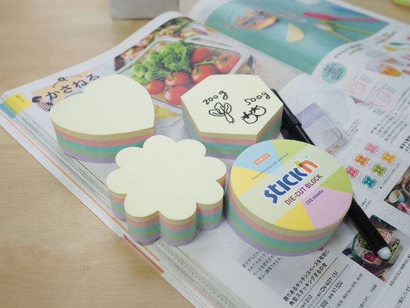 Блок самоклеящийся бумажный Stick`n 21827 61x70мм 250лист. неон ассорти &amp;quot;гексагон&amp;quot;