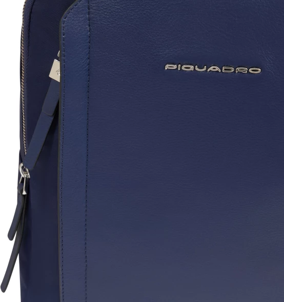 Рюкзак женский Piquadro Lyra CA5566W92T/BLU темно-синий нейлон/натур.кожа