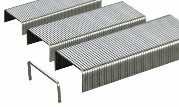 Скобы для степлера 23/23 Deli E0014 оцинкованные кор.карт. (упак.:1000шт.)